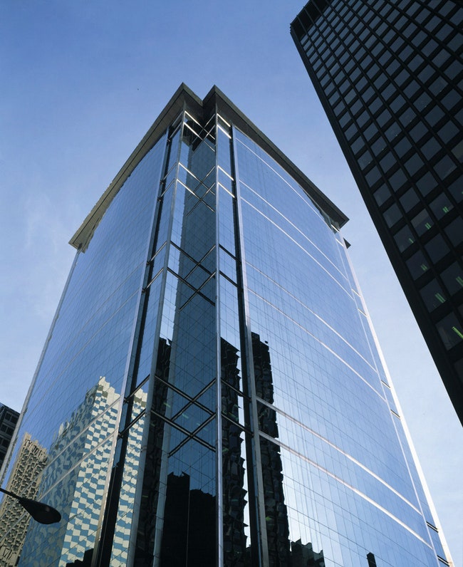 Штабквартира JP Morgan Chase в Чикаго  — самый известный заокеанский проект архитектора.