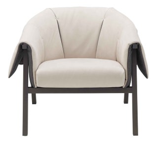 Кресло Okumi металл текстиль дизайн Studio Catoir Ligne Roset от 104 470 руб.