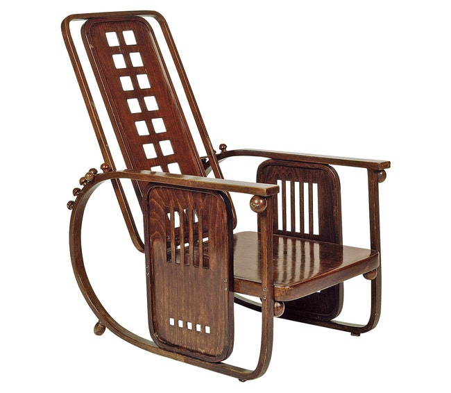 Кресло с регулируемой спинкой 1908. Выпускалось на мануфактуре Якоба и Йозефа Кон.
