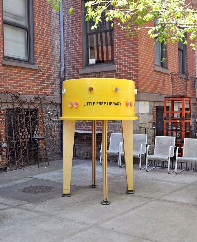 Уличная библиотека в НьюЙорке социальный эксперимент мэрии