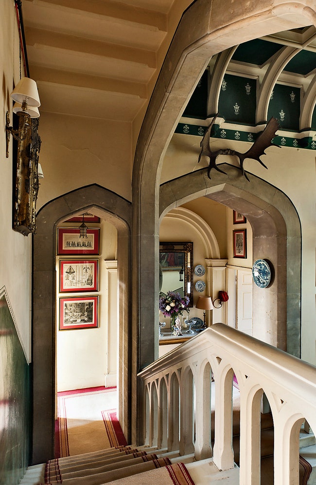 Викторианский замок в Англии фото интерьеров в классическом стиле после ремонта | Admagazine