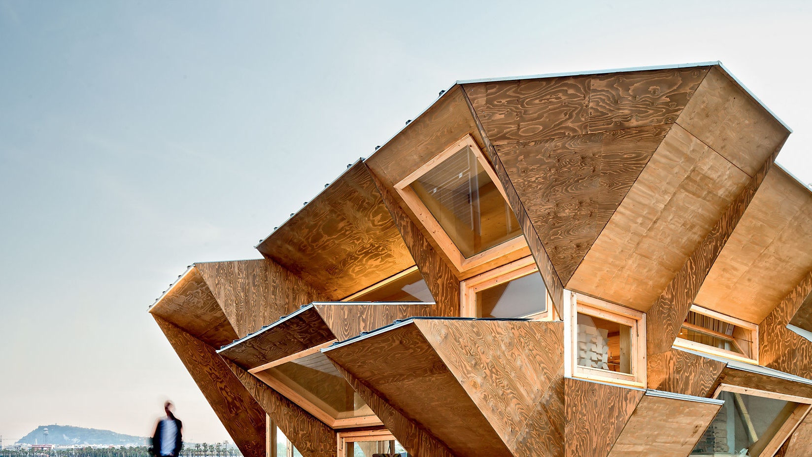 Деревянные дома: современная архитектура на фото | AD Magazine