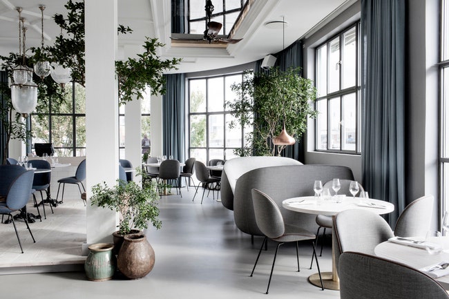 Ресторан в Копенгагене по дизайну GamFratesi