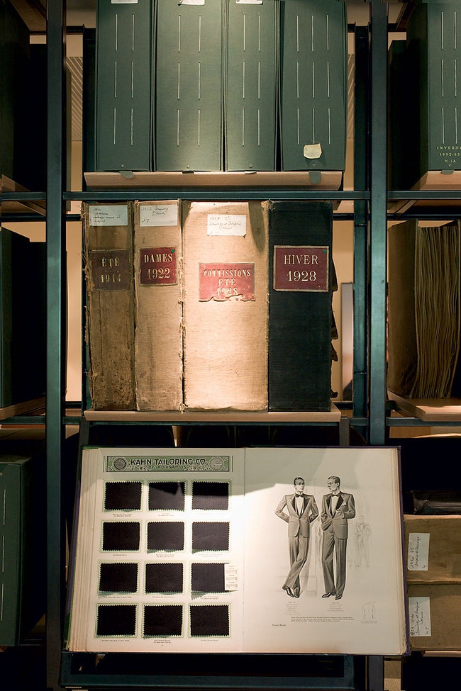 В архиве фабрики собраны каталоги принадлежавшие нескольким поколениям семьи Лора Пьяна