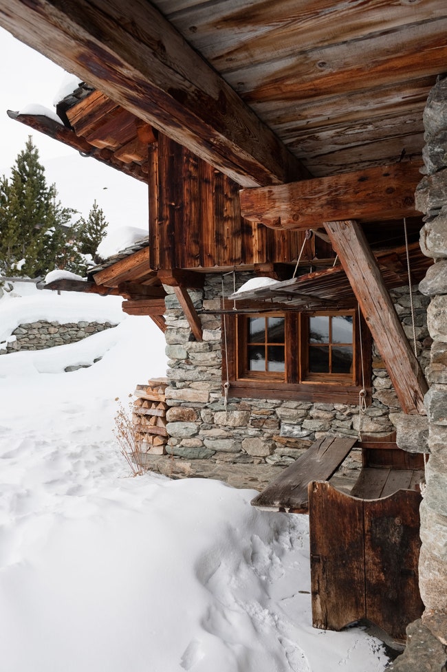 Зимний домик в Альпах