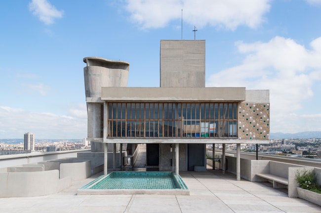 Этим летом на крыше “Лучезарного города” открылся выставочный центр MAMO по дизайну Ора Ито