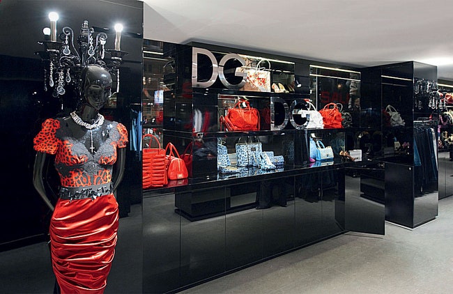 Интерьер бутика Dolce amp Gabbana на Кутузовском проспекте в Москве