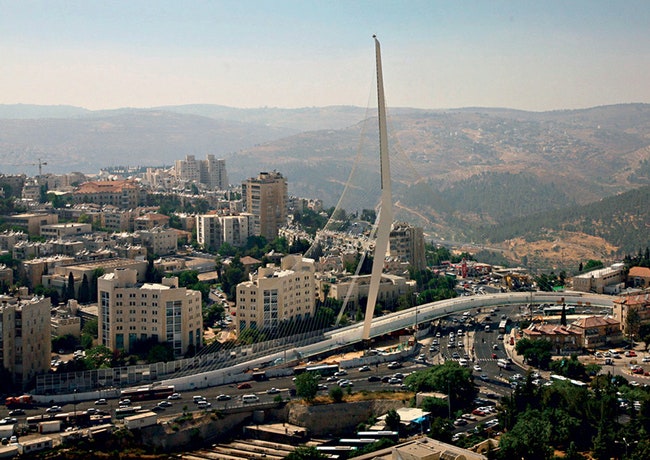 Мост Chords в Иерусалиме был открыт в начале 2008 года.