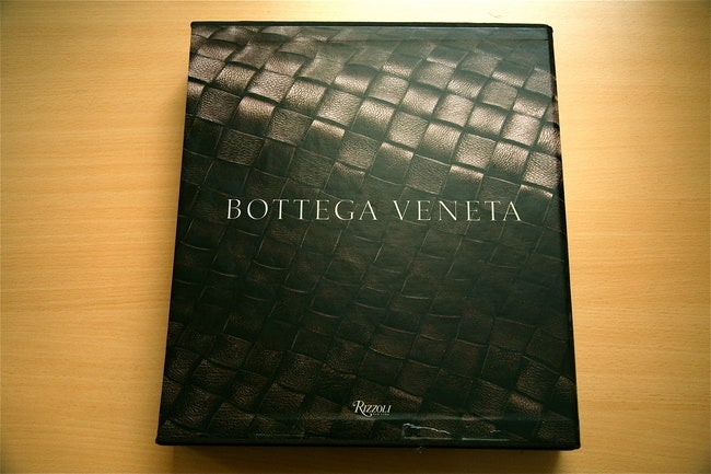 Книга Bottega Veneta