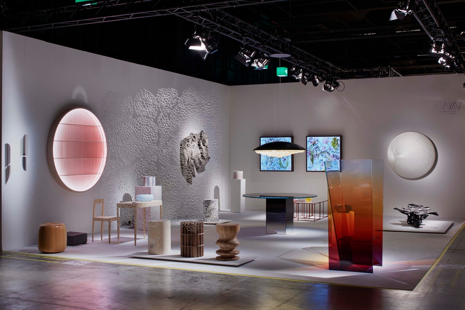 Ярмарка Design MiamiBasel 2021 самые яркие стенды инсталляции и объекты дизайна