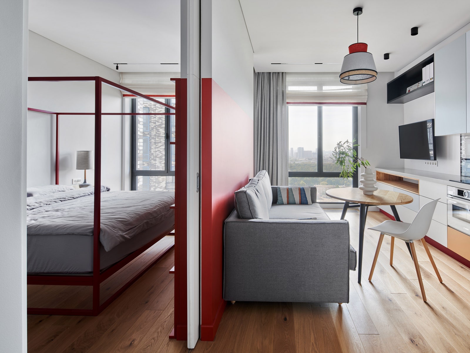 Яркая квар­ти­ра в ЖК “Пресня Сити”, 42 м²