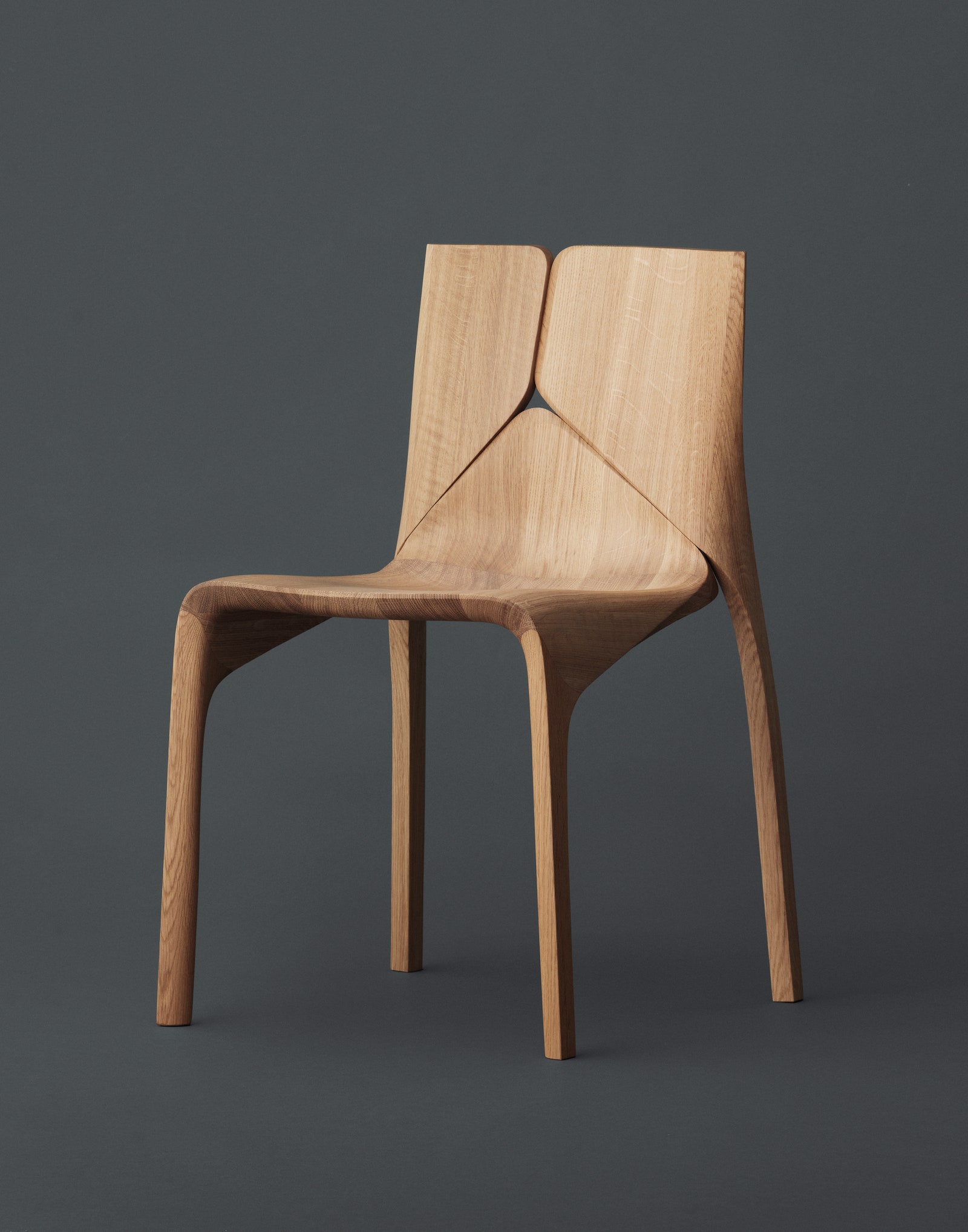 Деревянная мебель по дизайну Zaha Hadid Design