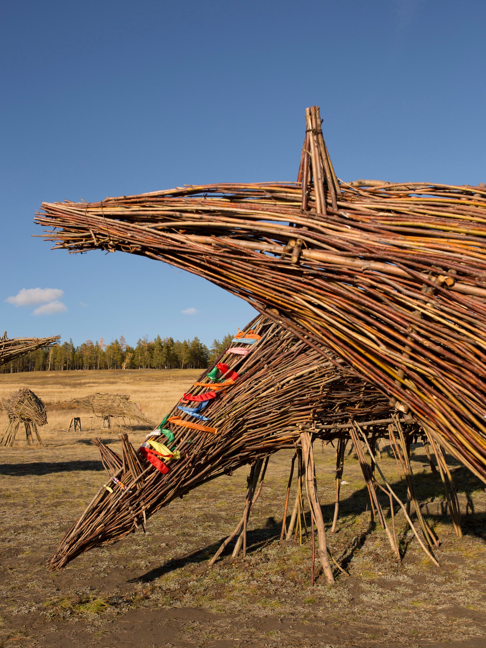 “Священный табун мифических лошадей” появился в Якутской области в 2018 году.