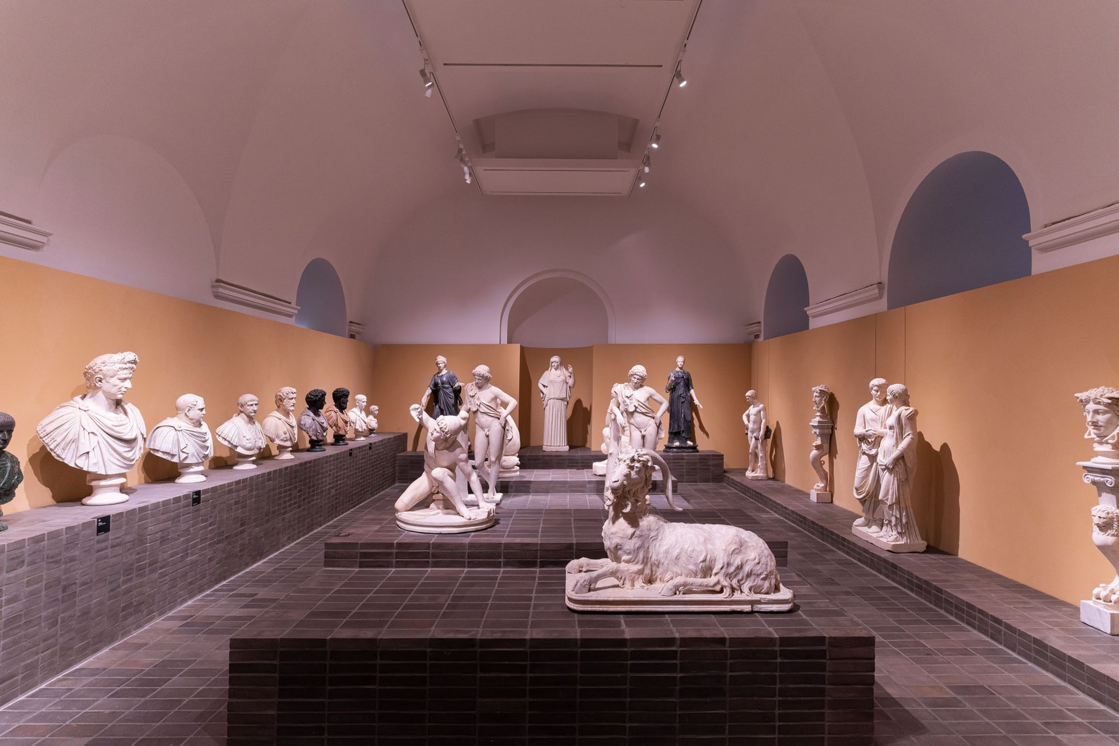 “Мрамор Торлонии. Собрание шедевров” выставка античных скульптур в Капитолийских музеях Рима