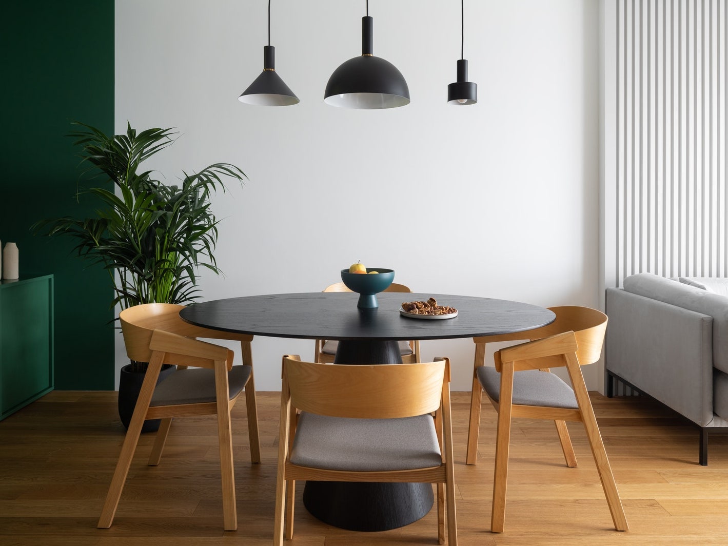 Как оформить столовую зону в квартире от 23 до 90 м²: 12 примеров