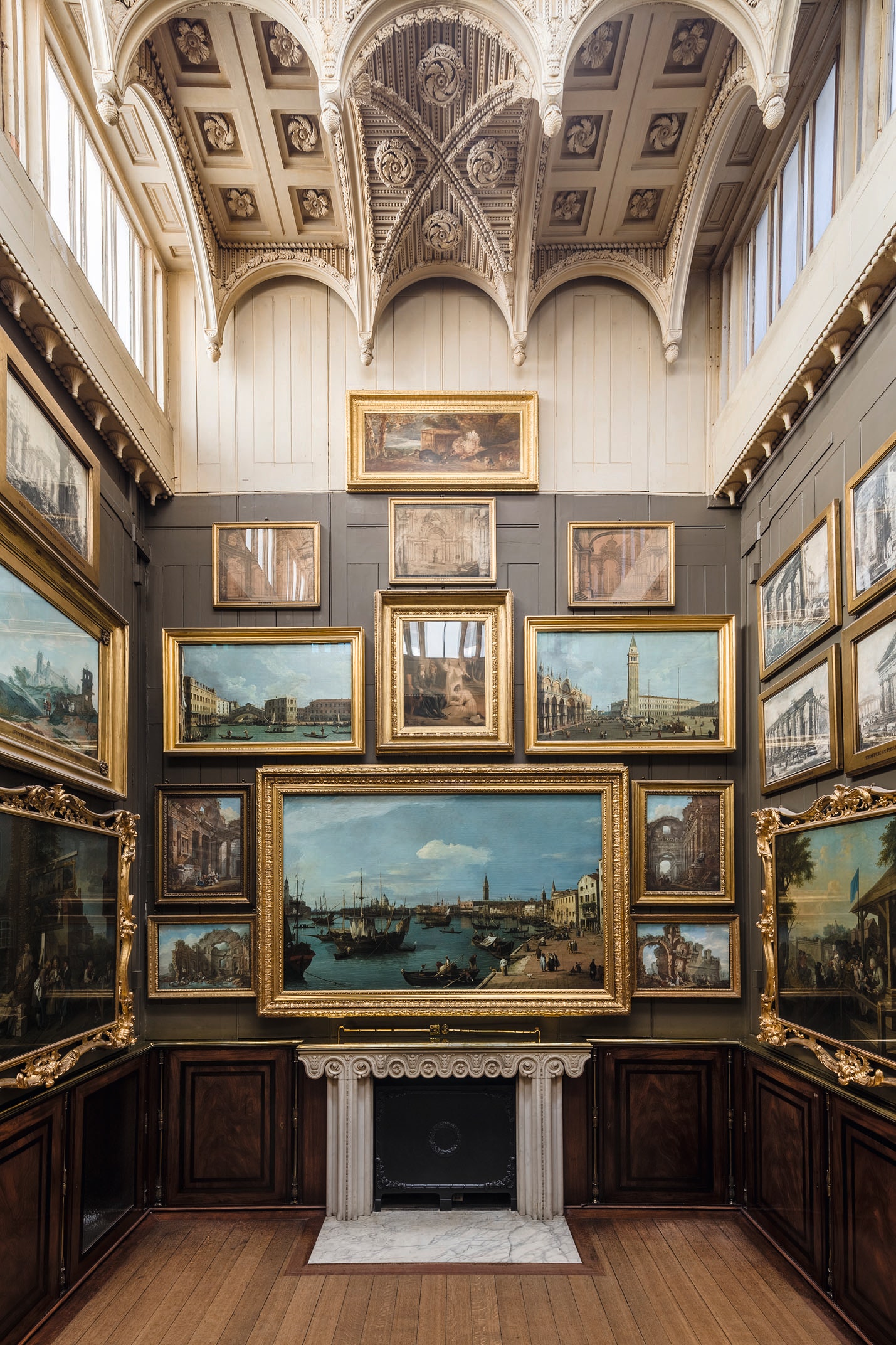 Музей Джона Соуна Лондон. Коллекция картин Тернера Хогарта и ­Каналетто.