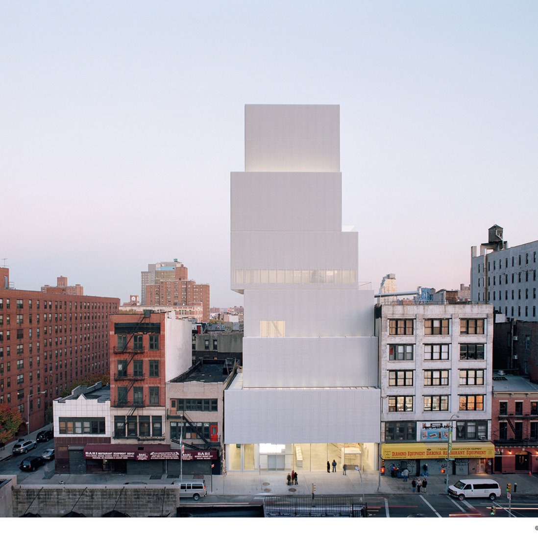 Новый музей современного искусства в НьюЙорке .