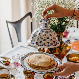 Что пригодится для приготовления блинов: 13 аксессуаров для кухни